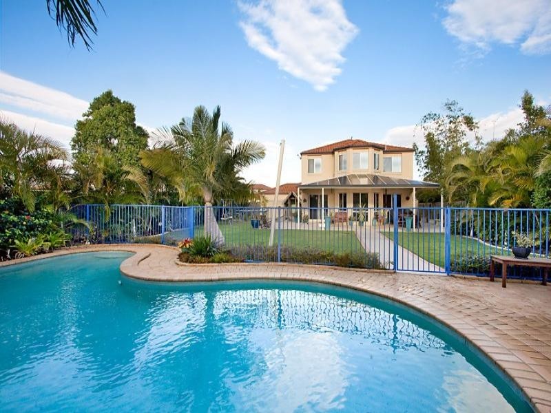 93 Dunlin Drive, Burleigh Waters QLD 4220