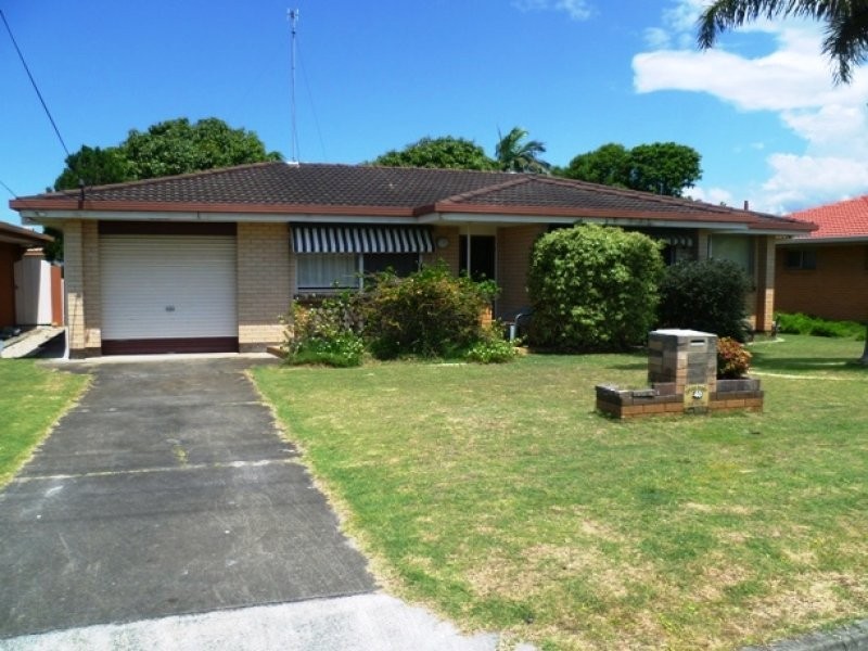 40 Denawen Street, Palm Beach QLD 4221