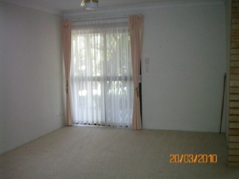 2/19 Doggett Drive, Burleigh Waters QLD 4220