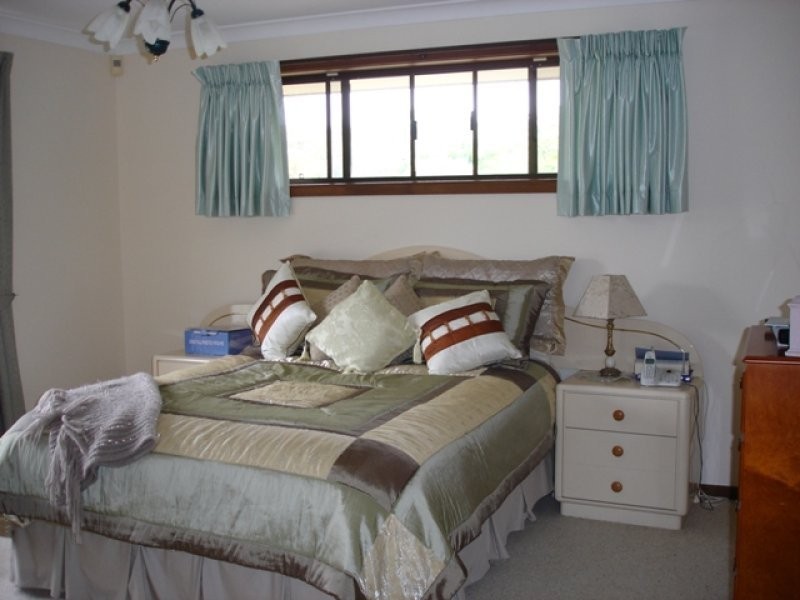 10 Woodland Drive, Reedy Creek QLD 4227
