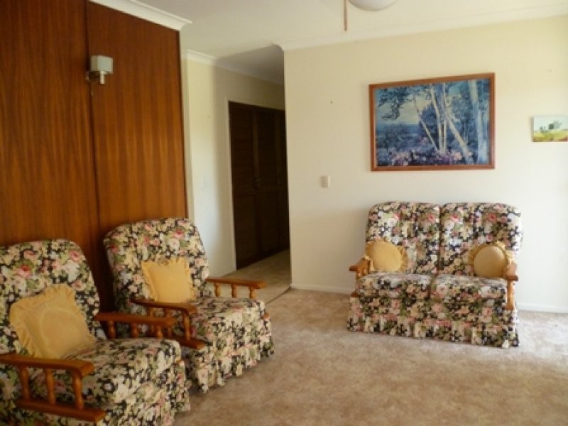 40 Denawen Street, Palm Beach QLD 4221