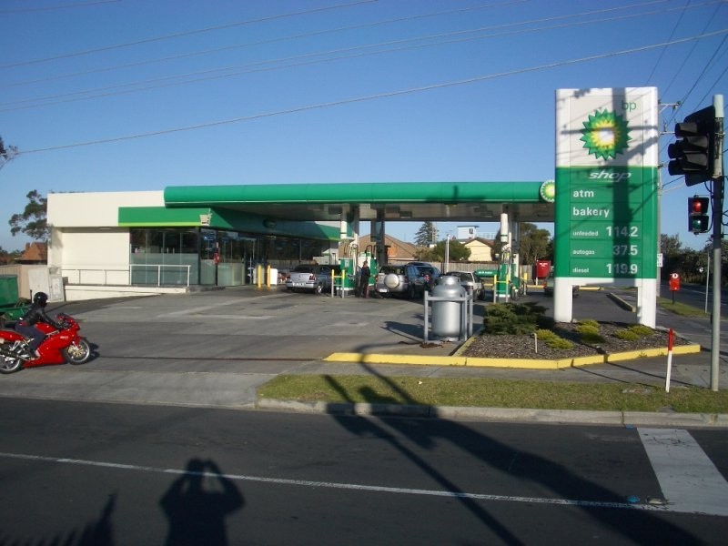 BP Edithvale, 190-192 Station Street, Edithvale VIC 3196