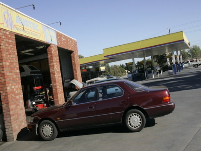 Mobil (Fuel Zone) Ferntree Gully, 510 Napoleon Road, Ferntree Gully VIC 3156