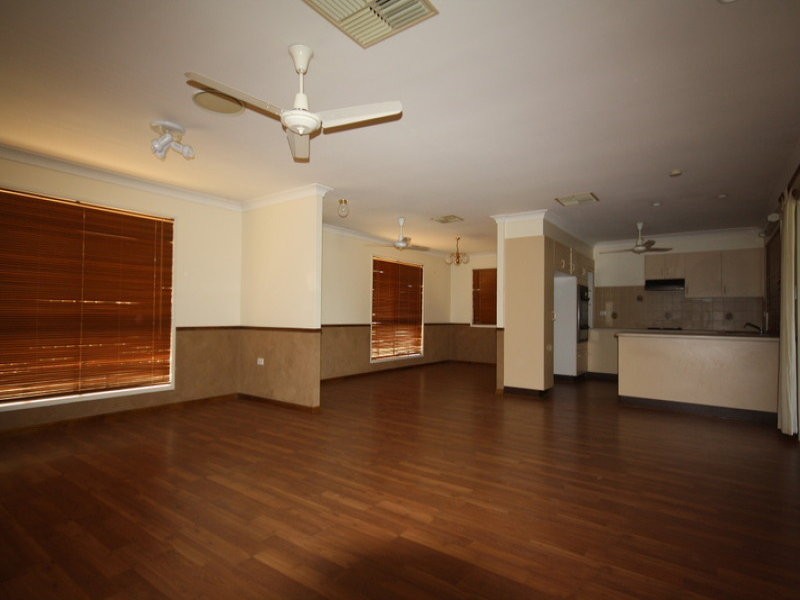 43 Elizabeth Street, Mundubbera QLD 4626