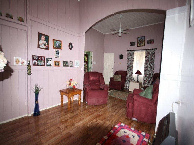 83 Moreton street, Eidsvold QLD 4627