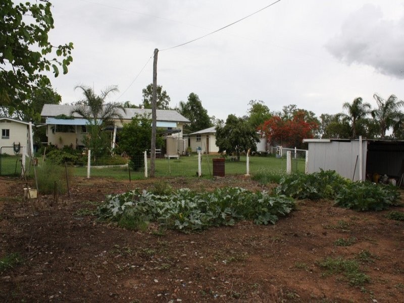 19697 Burnett Highway, Mundubbera QLD 4626