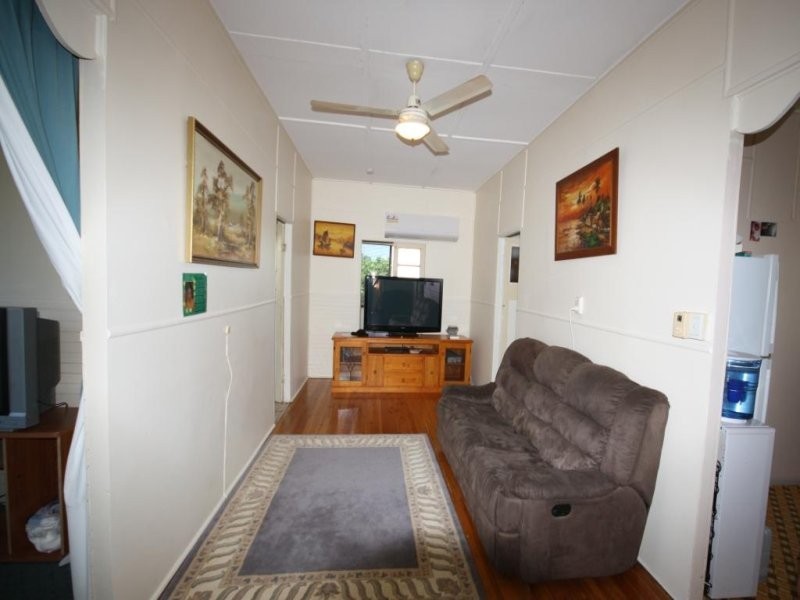 29 Burnett Street, Mundubbera QLD 4626