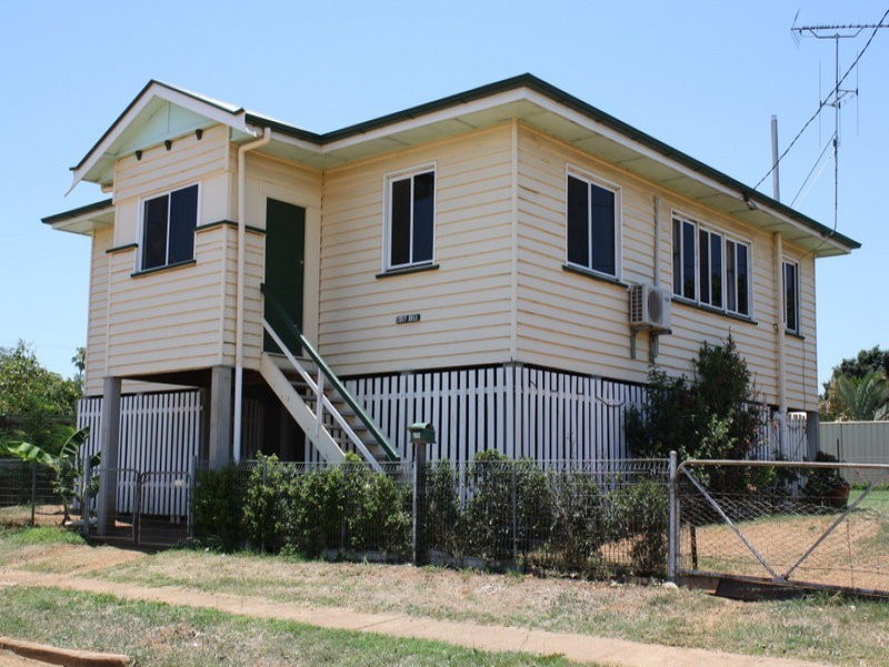 29 Burnett Street, Mundubbera QLD 4626