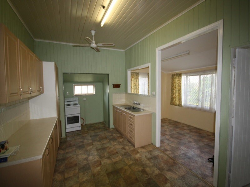 3 Tony Lutvey Avenue, Gayndah QLD 4625