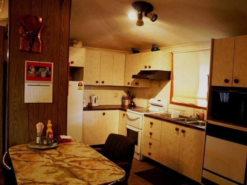 11 Mount Rose Street, Eidsvold QLD 4627