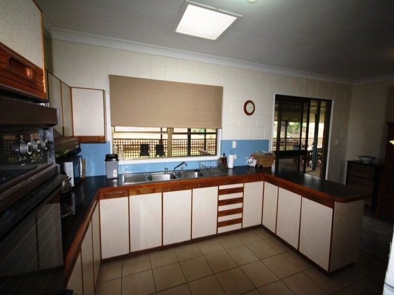 9 Langs Road, Gayndah QLD 4625