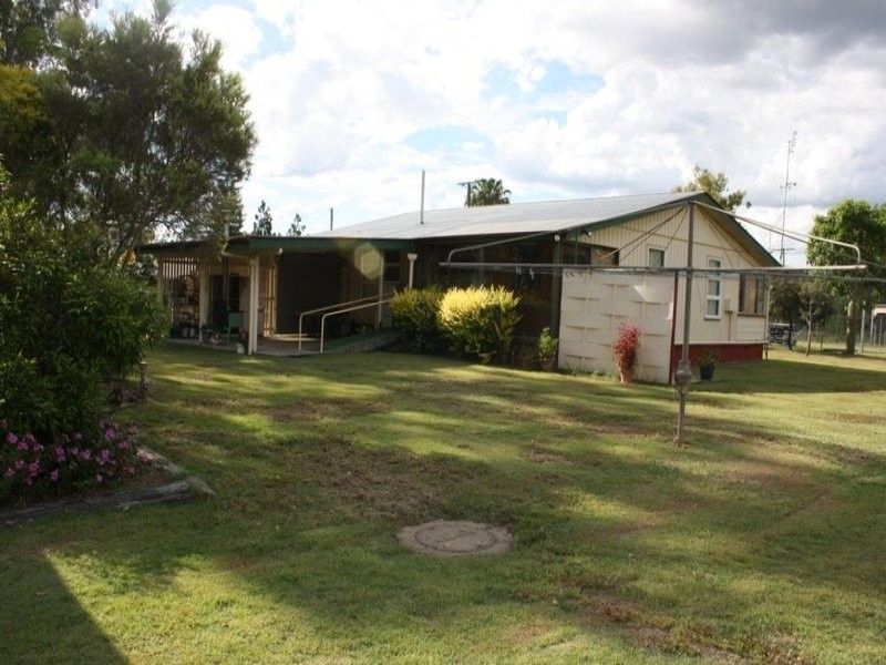 4 Bushnell Street, Gayndah QLD 4625