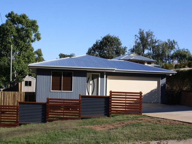 106 Lyons Street, Mundubbera QLD 4626