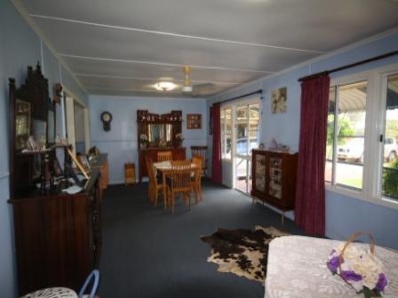 90 Merediths  Road, Mundubbera QLD 4626