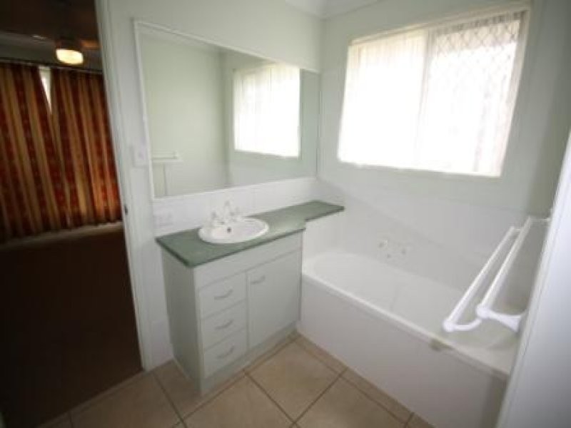 13 Willson Avenue, Mundubbera QLD 4626