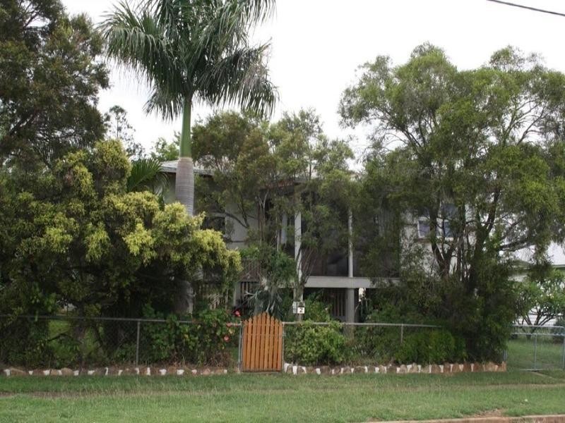 2 Perry Street, Mundubbera QLD 4626