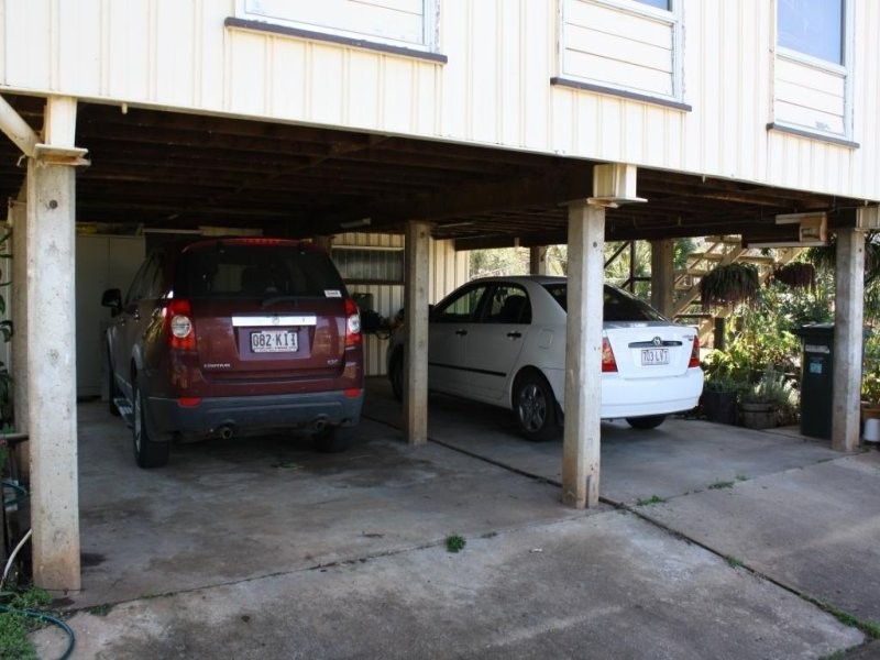 6 Crown Street, Eidsvold QLD 4627