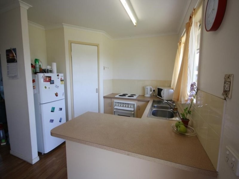 4 Les Baker Street, Gayndah QLD 4625