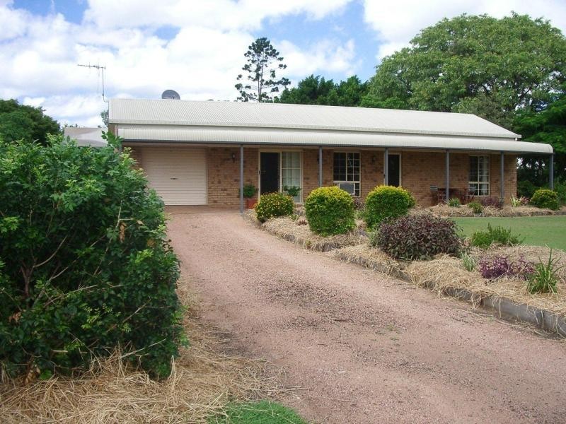39 Arthur Street, Gayndah QLD 4625