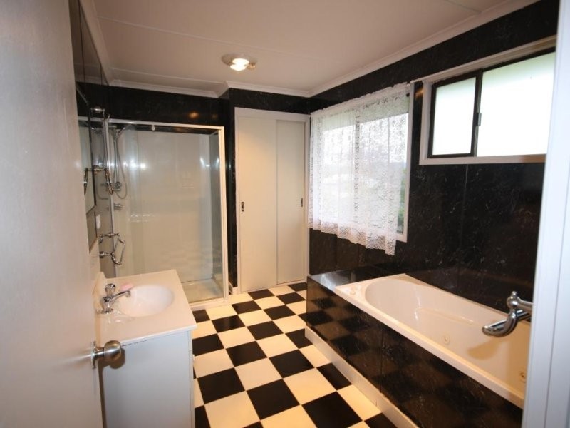 81 Porter Street, Gayndah QLD 4625