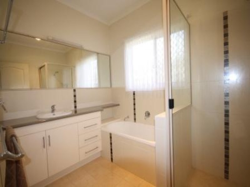 68 Leichhardt Street, Mundubbera QLD 4626