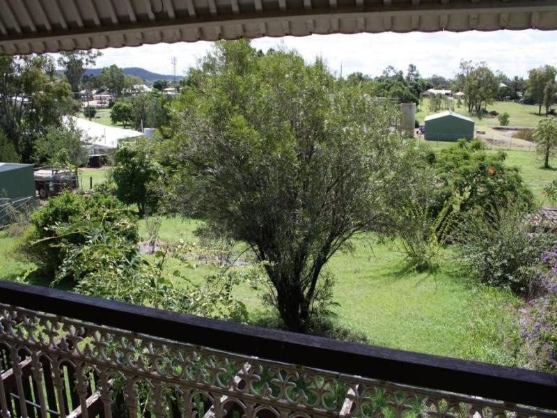 37 Porter Street, Gayndah QLD 4625