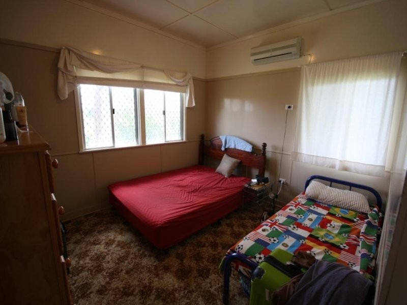 54 Porter Street, Gayndah QLD 4625