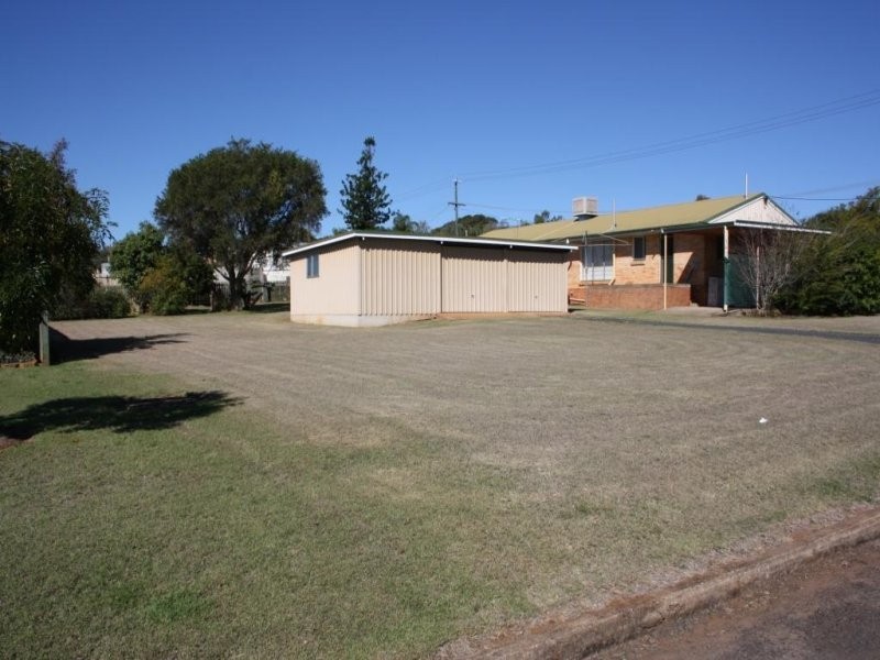 30 Maud Street, Gayndah QLD 4625