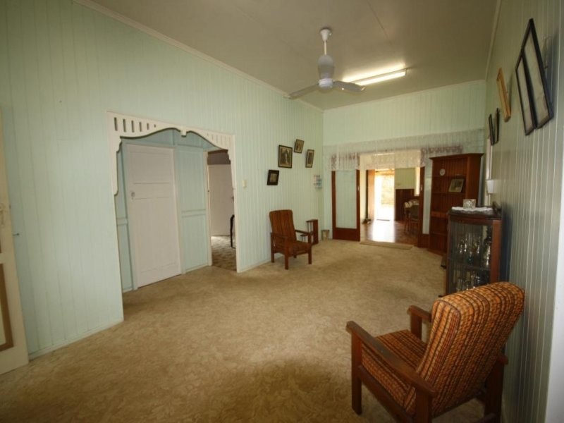 60 Moreton Street, Eidsvold QLD 4627