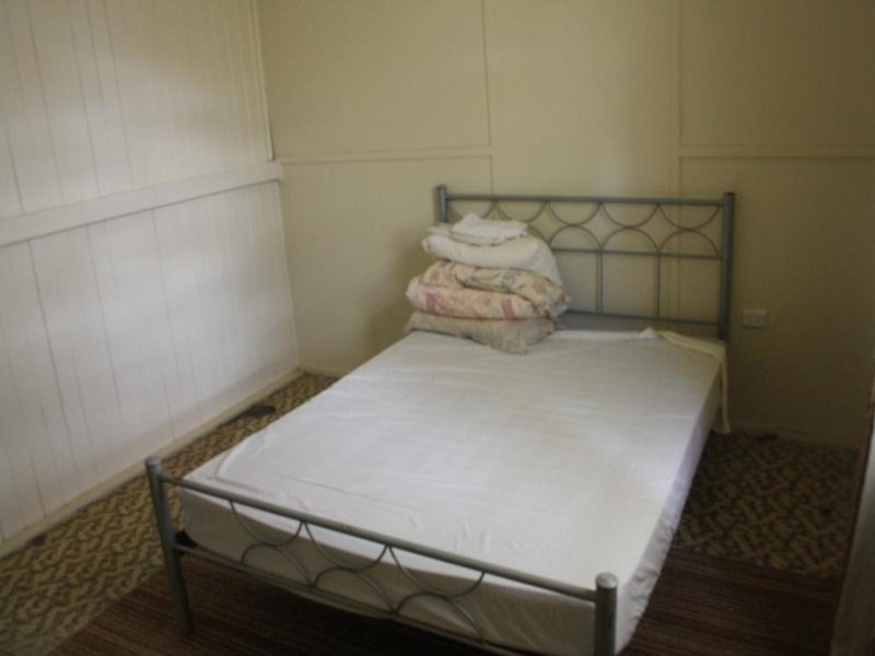 12 Wattle Street, Mulgildie QLD 4630