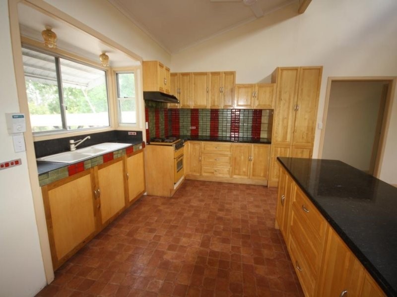 41 Dalgangal Road, Gayndah QLD 4625