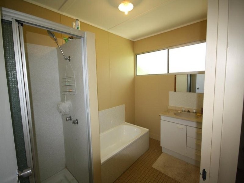 7 Station Street, Gayndah QLD 4625