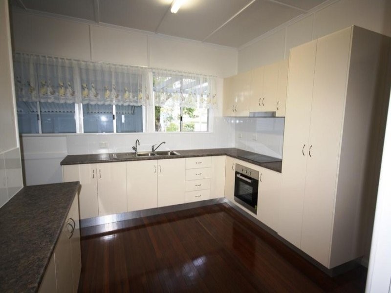 41  Bouverie Street, Mundubbera QLD 4626