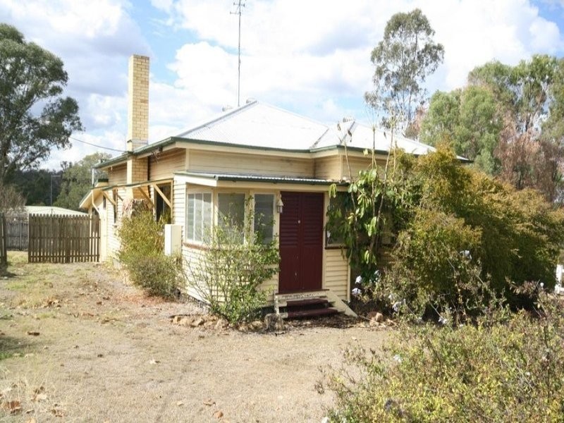 87 Moreton Street, Eidsvold QLD 4627