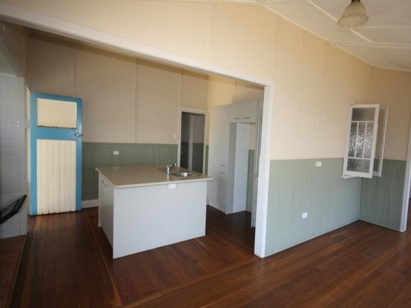 33 Golden Spur Street, Eidsvold QLD 4627