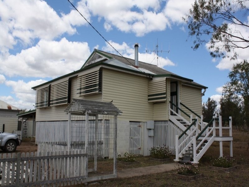 32 Kerwee Road, Eidsvold QLD 4627
