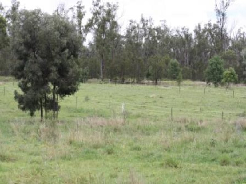 32 Kerwee Road, Eidsvold QLD 4627