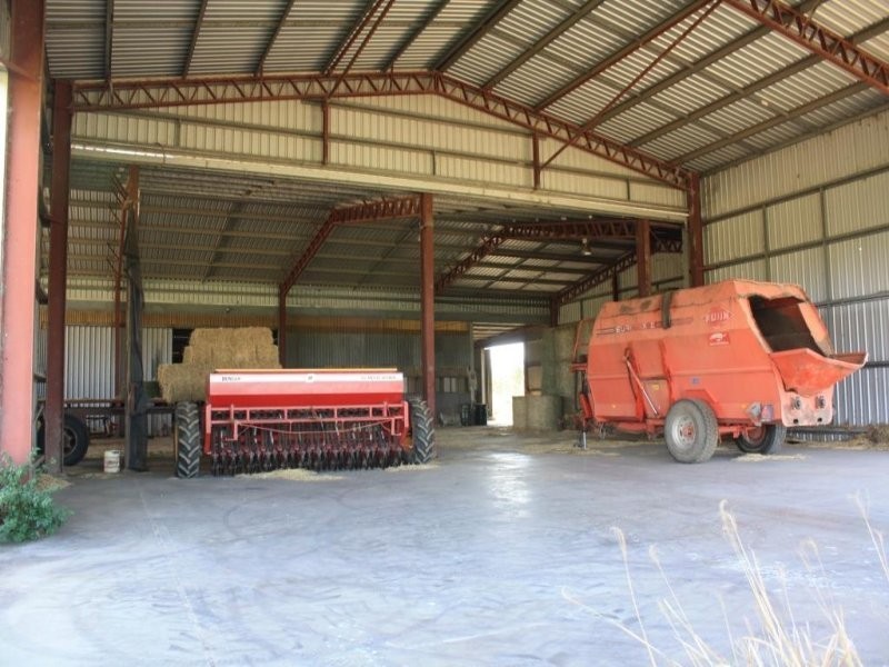 “Shed Block” Loakes Road, Mundubbera QLD 4626