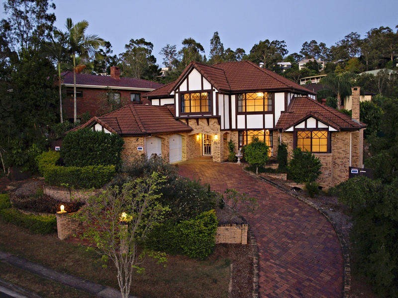 23 Mirbelia Street, Kenmore Hills QLD 4069