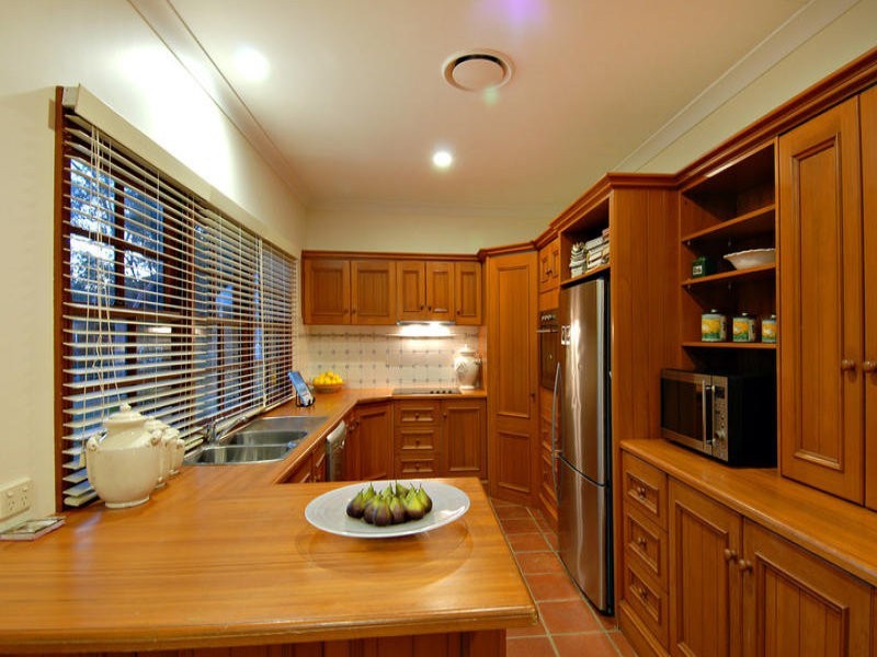 2 Kalina Place, Karana Downs QLD 4306