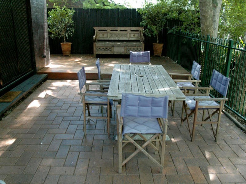 63 Twilight Street, Kenmore QLD 4069