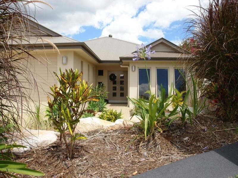 15 Grange Place, Moggill QLD 4070