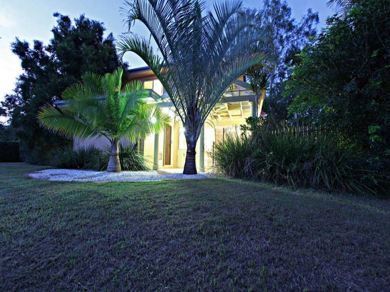 106 Gem Road, Kenmore QLD 4069