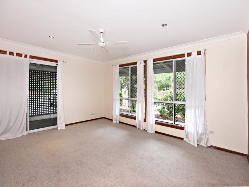 7 Bundoora Drive, Karana Downs QLD 4306