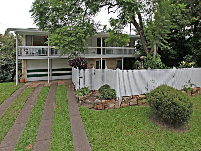 1 Leinster Street, Fig Tree Pocket QLD 4069