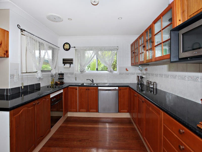 56 Cassandra Street, Chapel Hill QLD 4069