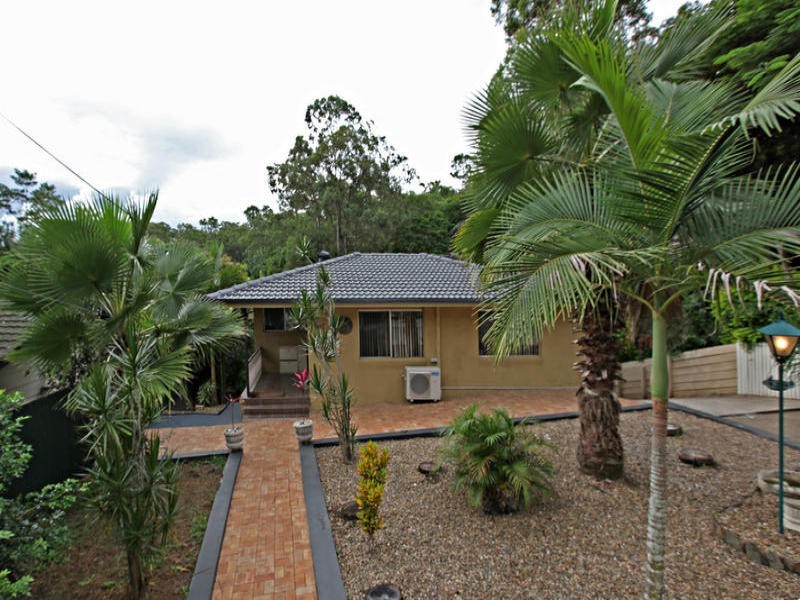 56 Cassandra Street, Chapel Hill QLD 4069