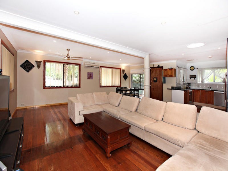 56 Cassandra Street, Chapel Hill QLD 4069