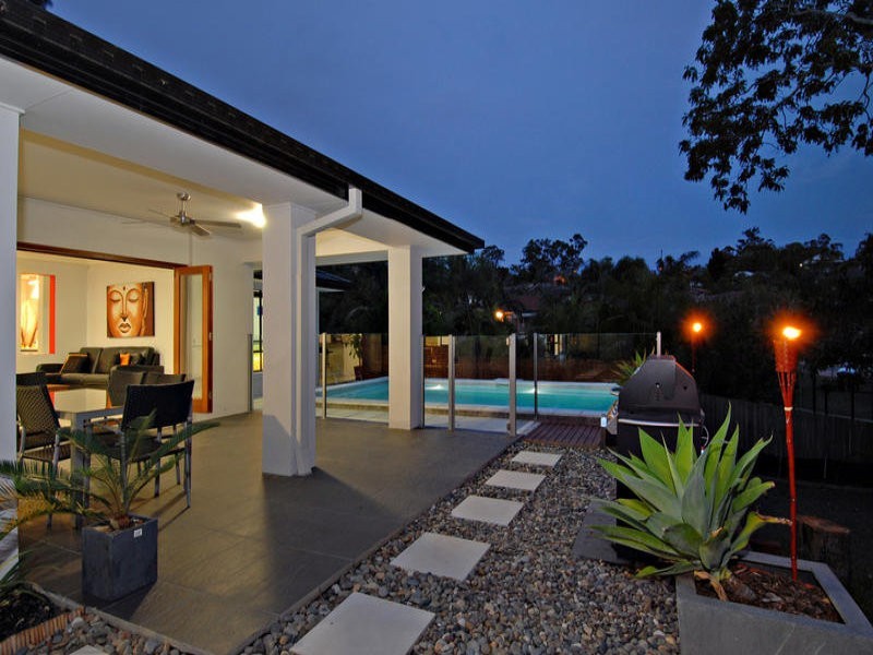 20A Princeton Street, Kenmore QLD 4069