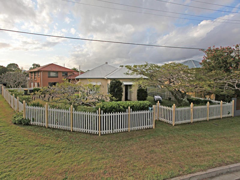 21 Elm Street, Wynnum QLD 4178